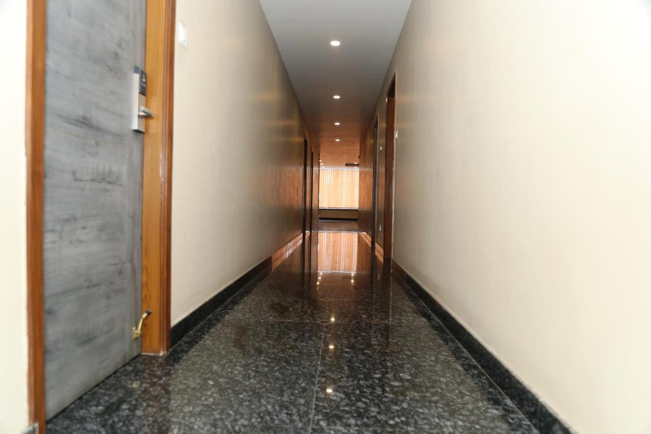 Hotel K79 Dzsamsedpur Kültér fotó