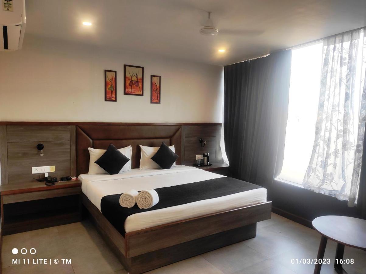Hotel K79 Dzsamsedpur Kültér fotó