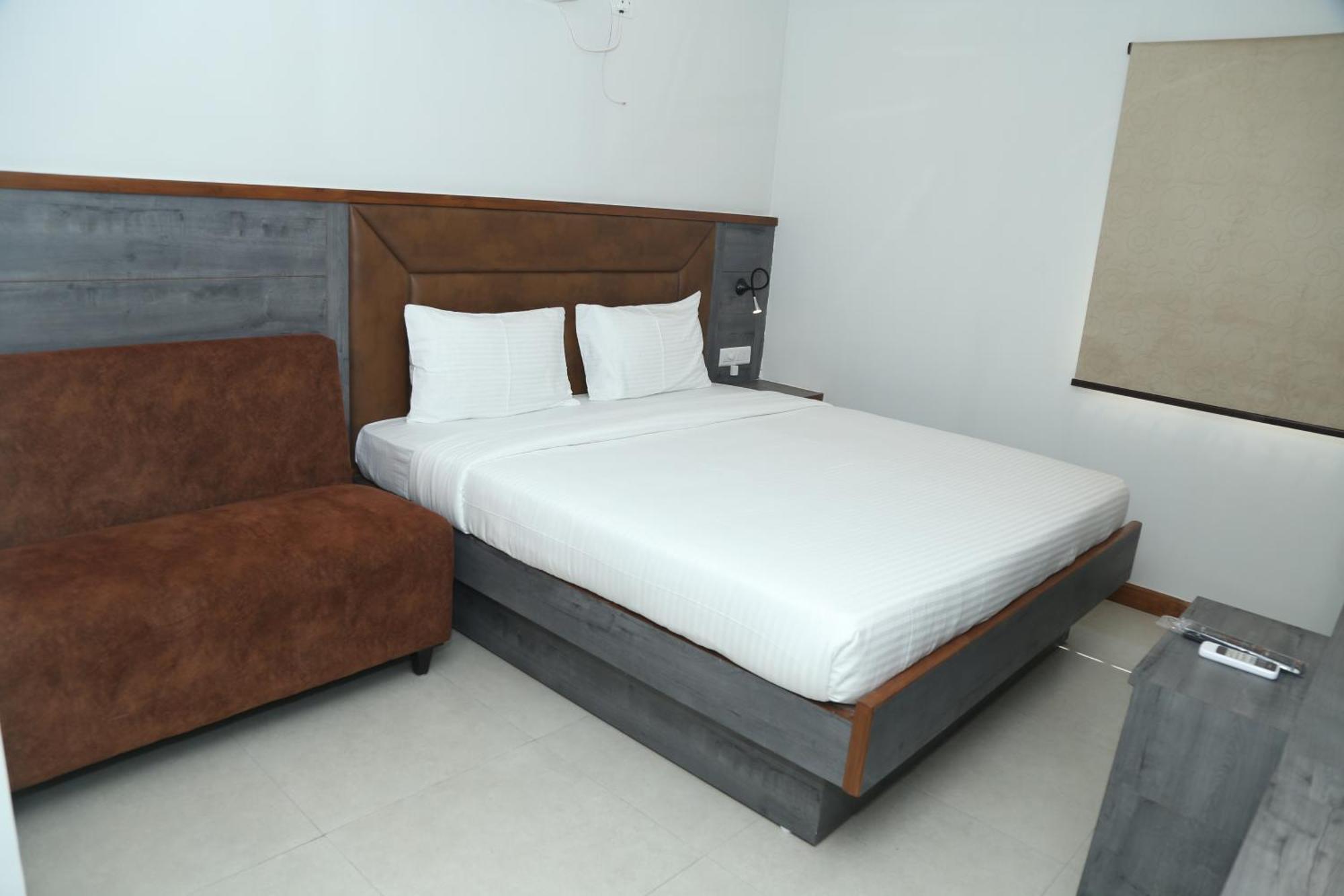 Hotel K79 Dzsamsedpur Kültér fotó