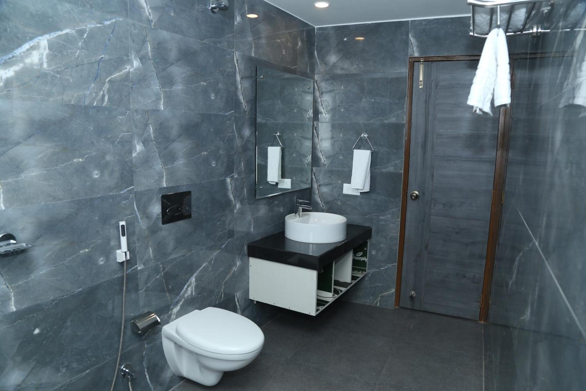Hotel K79 Dzsamsedpur Kültér fotó