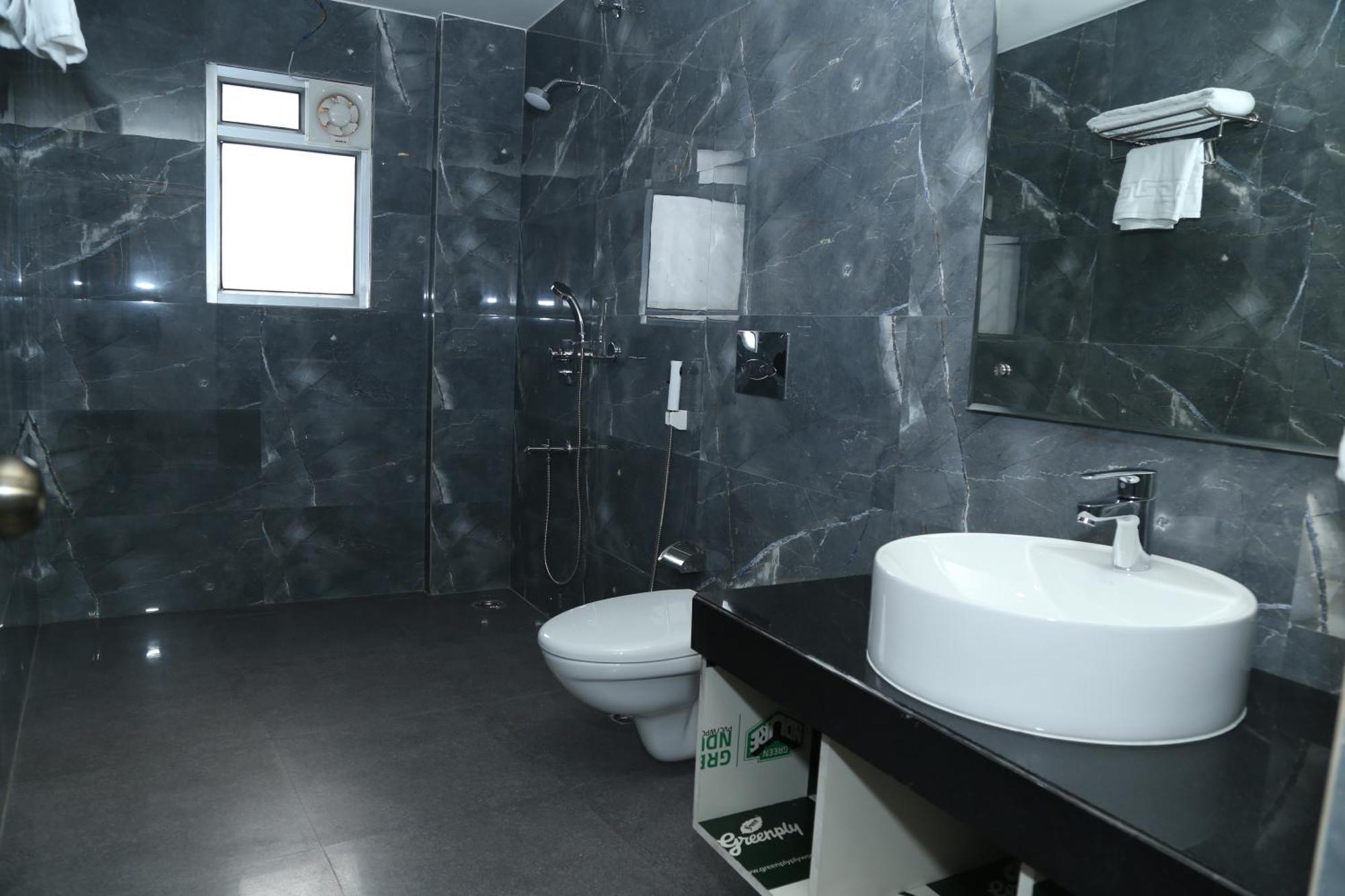 Hotel K79 Dzsamsedpur Kültér fotó